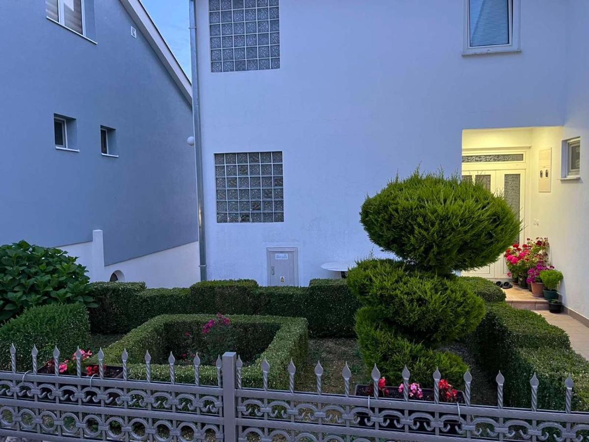 Kasneci Apartments Ulcinj Esterno foto